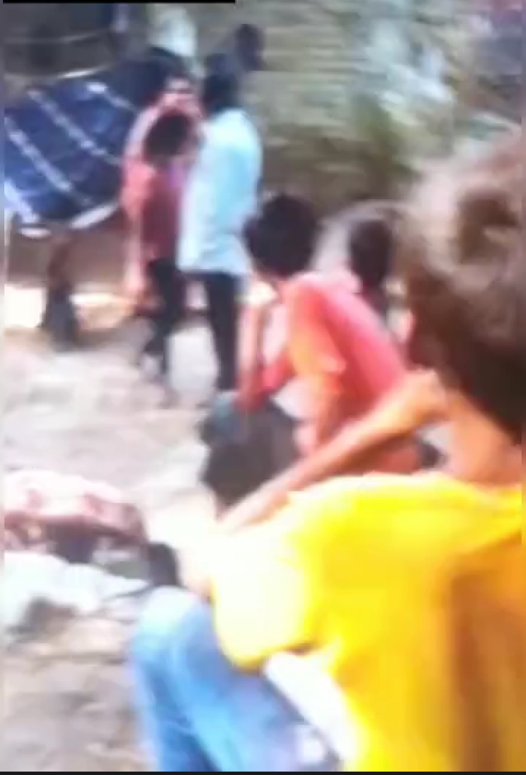डलमऊ में पुरानी रंजिश में मारपीट:गाली गलौज के विरोध में चले लाठी डंडे,पुलिस ने नही की कार्रवाई