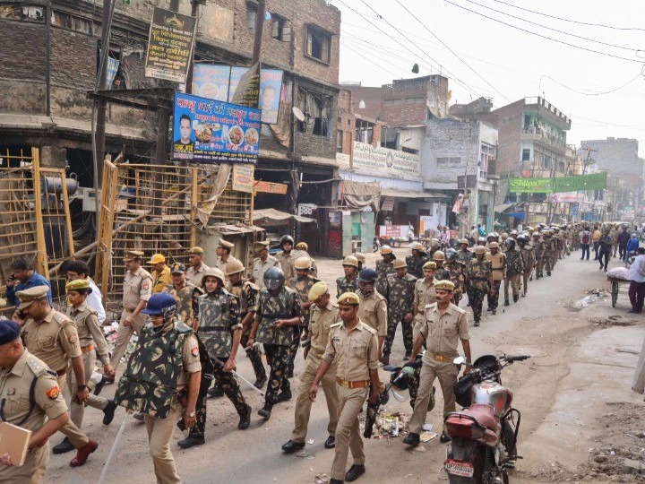 कानपुर में बुलडोजर चलने की तैयारी, पुलिस आयुक्त ने भेजी घरों की लिस्ट