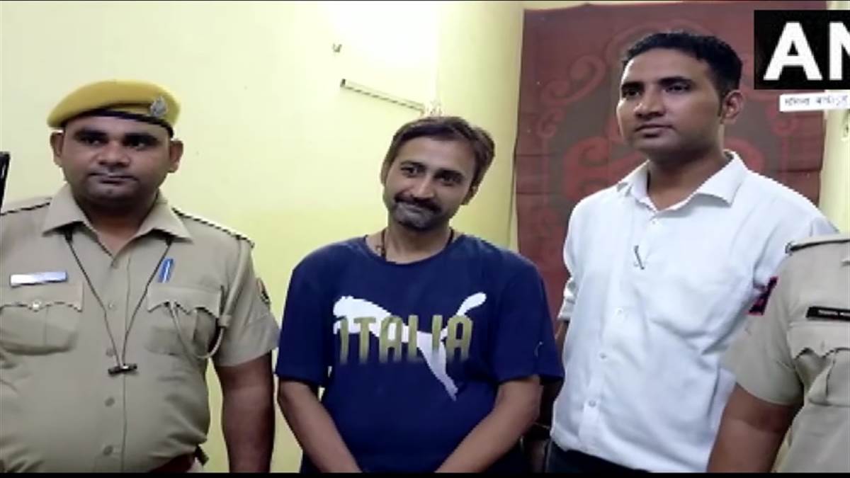 अजमेर दरगाह के खादिम सलमान चिश्ती पर पुलिस ने कसा शिकंजा, नूपुर शर्मा को लेकर बनाया था आपत्तिजनक वीडियो