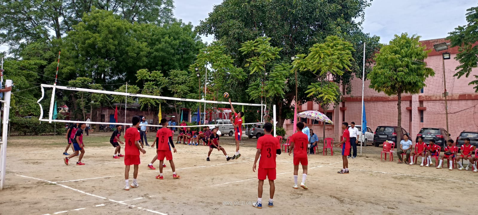 केन्द्रीय विद्यालय में आयोजित सम्भागीय वॉलीबॉल प्रतियोगिता की 