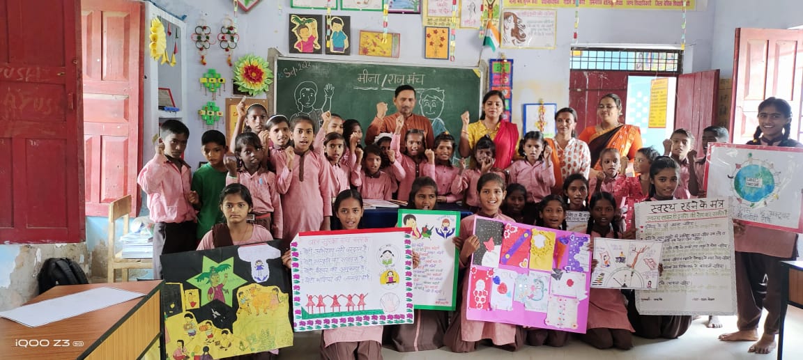 बालिकाओं को मुखर बनाने के साथ साथ बनाया जा रहा है हुनरमंद