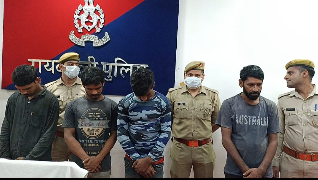 रायबरेली : लगातार पुलिस के लिए चुनौती बने अपराधियों पर पुलिस ने लगातार नकेल कसना शुरू किया