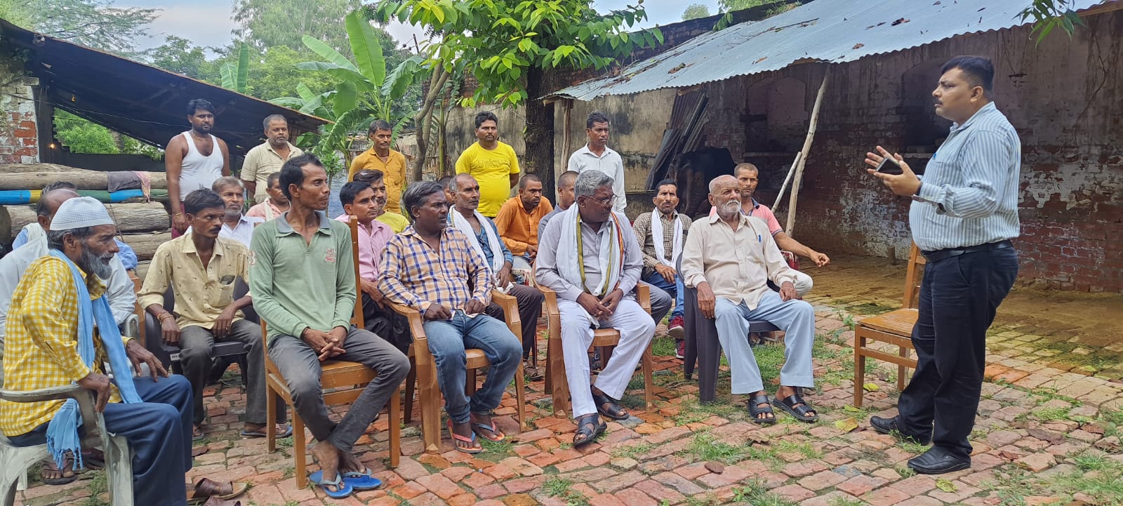 भारत जोड़ो पदयात्रा को लेकर कसना,बैंती,बेड़ारु में कांग्रेस की बैठक सम्पन्न