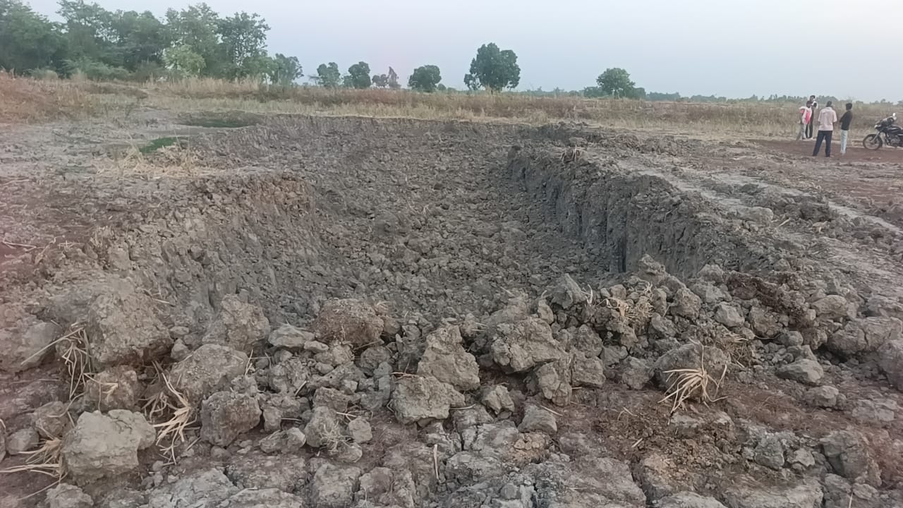 Illegal land mining continued overnight on the pond land in Bedaru with JCB and tractor trolleys.