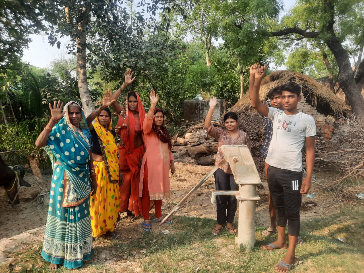 गढ़ी में 3 माह से खराब पड़ा इण्डिया मार्का नल ! बूंद-बूद पानी को तरस रहे ग्रामीण