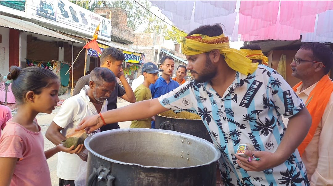 There was a flood of faith in Bhandara, there was a stream of devotees from morning till night.