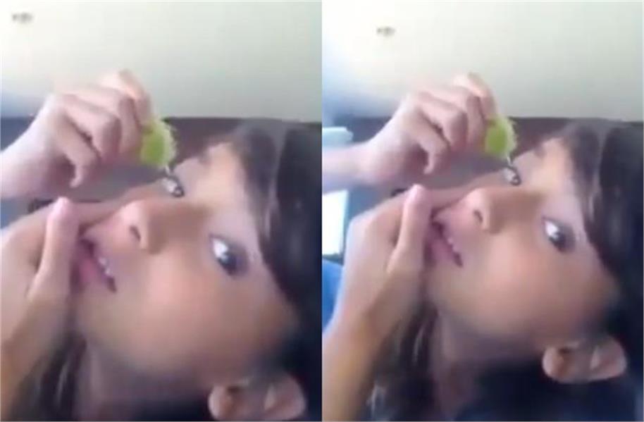 While making a reel, the girl squeezed a lemon in her eyes. As soon as the lemon juice entered her eyes, the girl started screaming.