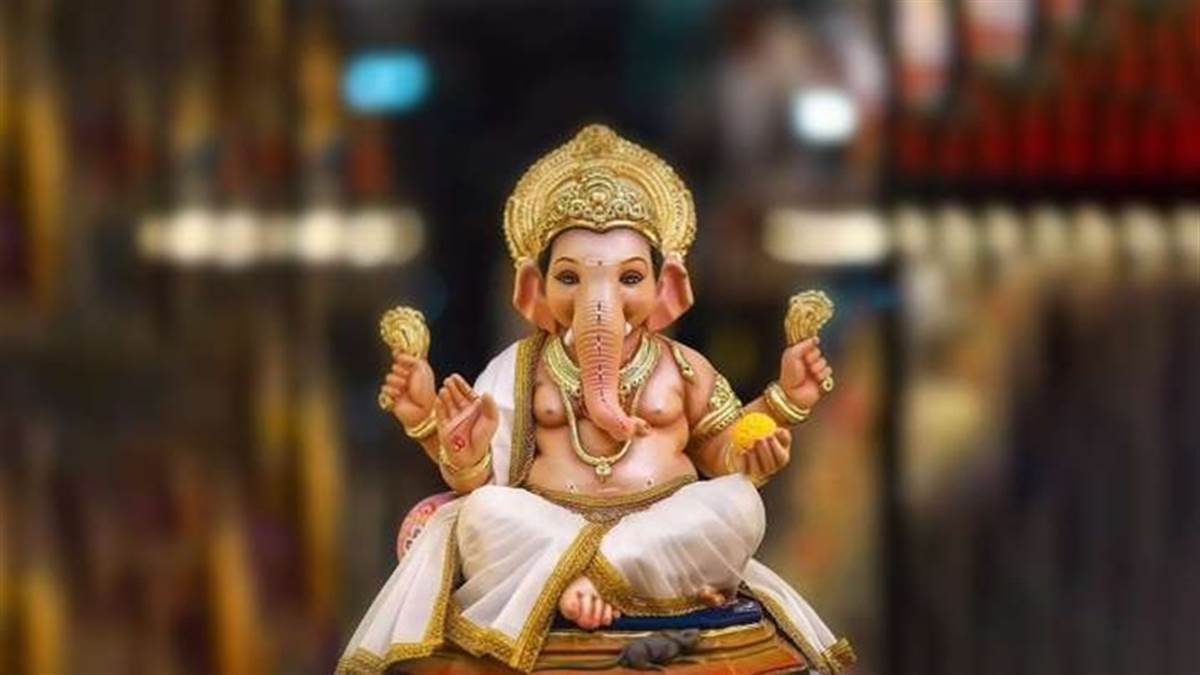 Example: The statue of Ganpati Bappa is installed in the mosque of this village; Unique tradition of harmony continues for 44 years