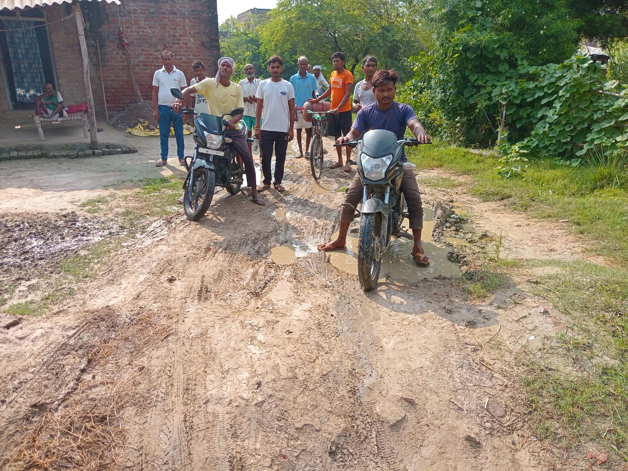 The entire Shuklan-Baghelan link road turned into potholes! walking became difficult