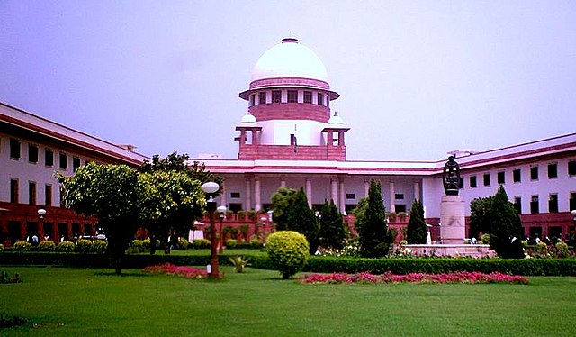 Supreme Court: सुप्रीम कोर्ट का बड़ा आदेश, एक अक्तूबर तक देश में बुलडोजर कार्रवाई पर लगाई रोक