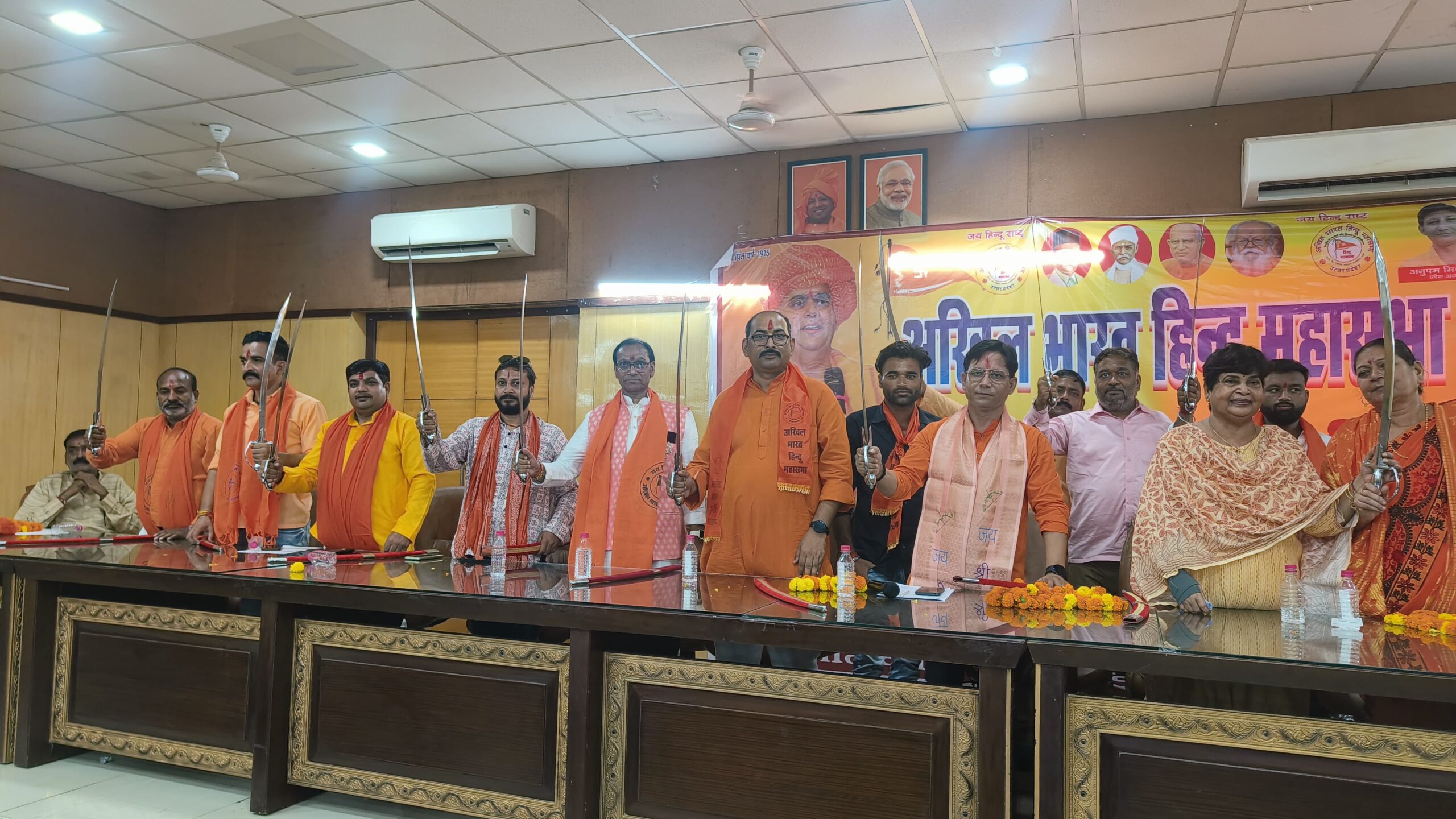 Akhil Bharat Hindu Mahasabha members of the executive formation in Lakhimpur district of Uttar Pradesh stressed the strength and unity of the organization.