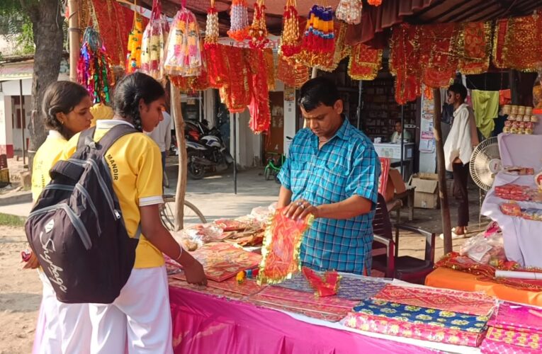 शारदीय नवरात्रि को लेकर बाजारों में लौटी रौनक