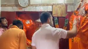 Rahul Gandhi took blessings of Hanuman ji in Churuva temple, inaugurated road projects in Rae Bareli