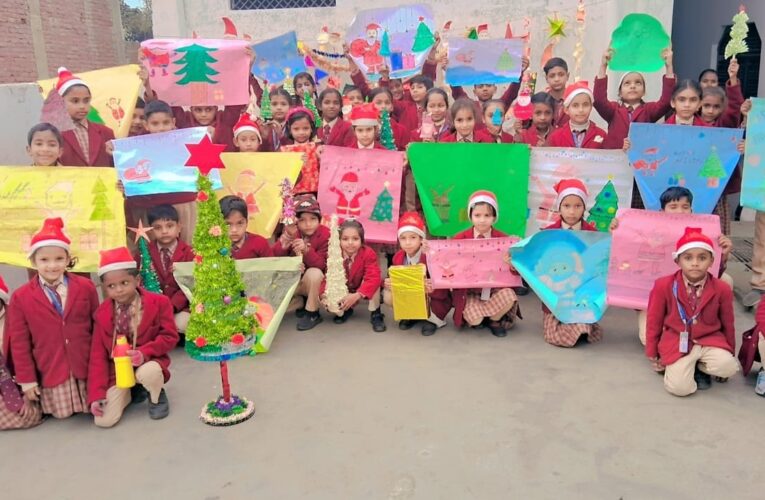 न्यू पब्लिक भवानीगढ़ में हर्षोल्लास पूर्वक मनाया गया क्रिसमस उत्सव