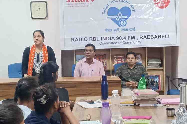 “पुस्तकालय बना स्वास्थ्य का मंच, बच्चों ने जाना बीमारी से कैसे करें बचाव”