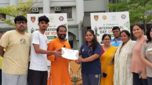 विश्व योग दिवस पर एबीएस इंजीनियरिंग कॉलेज में&hellip;